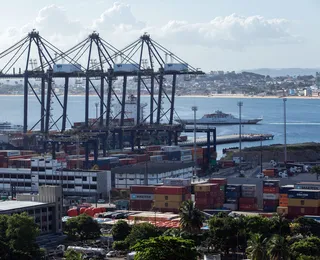 Porto de Salvador: coração econômico e turístico da Bahia