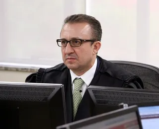 Quem vai assumir o lugar de Barroso? Desembargador é cotado para vaga