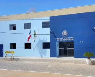Presidente e ex da Câmara de Correntina são acusados de nepotismo