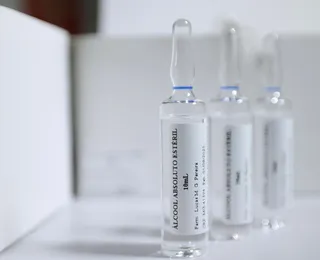 Primeiras doses de antídoto contra intoxicação por metanol chegam à Bahia