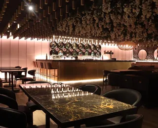 Rede de restaurantes abre mais de 200 vagas de emprego em Salvador