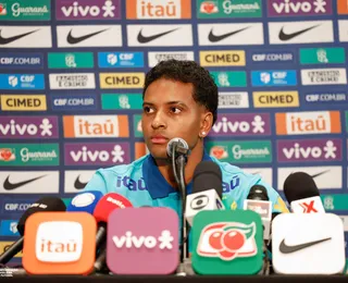 Rodrygo exalta Ancelotti e celebra volta à Seleção: “Melhor versão"