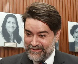 Superintendente da Desenbahia se espelha na mãe para vaga na Alba