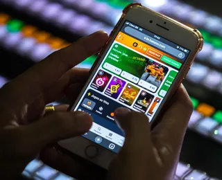 Governo notifica Google e Apple sobre acesso de menores a apps de bets