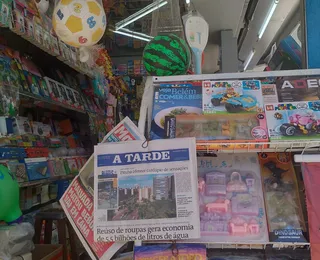 Tradição viva: Jornal A TARDE faz homenagem no Dia do Jornaleiro