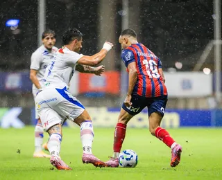 Tropeço pesado: Bahia joga mal e perde para o Fortaleza na Fonte Nova
