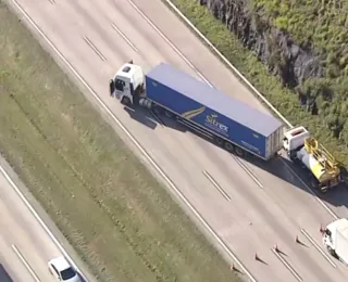 Caminhoneiro é sequestrado e ameaça de bomba fecha Rodoanel