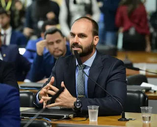 Moraes vota para tornar Eduardo Bolsonaro réu por coação