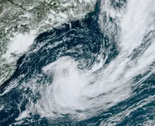 Ciclone extratropical deve atingir o Brasil entre segunda e terça