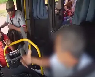 Vídeo: trio de assaltantes morre em confronto após roubar ônibus