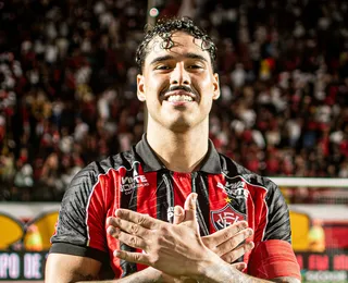 Vitória faz suspense sobre presença de Halter em duelo com o Botafogo