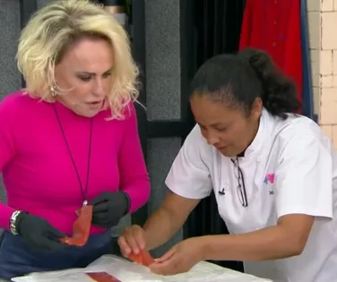 Ana Maria Braga é acusada de humilhar cozinheira ao vivo na Globo - Imagem