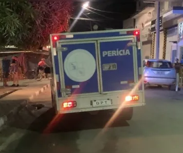 Homem é encontrado morto carbonizado dentro de casa em Monte Gordo - Imagem