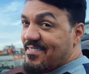 Antes de viver par romântico, Belo “desaparece” de Três Graças - Imagem