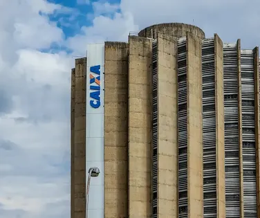 Concurso da Caixa: edital é publicado com salários de até R$ 16,4 mil - Imagem
