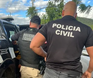 Homem ameaça ex-companheira durante registro de queixa na delegacia - Imagem