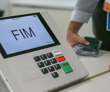 Eleições: por que ministros e secretários devem deixar cargos em abril? - Imagem