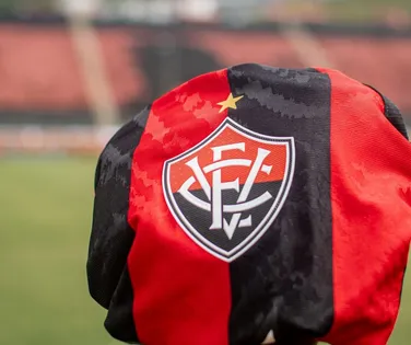 Vitória antecipa receitas por 50 anos e ignora SAF, dizem opositores - Imagem