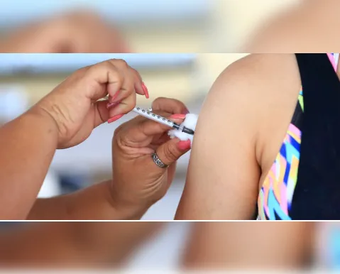Anvisa exige atualização das vacinas contra Covid-19