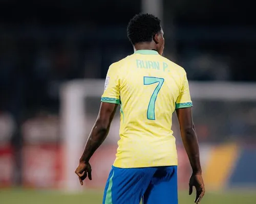 Grave! Ruan Pablo é vítima de racismo após perder pênalti - Imagem