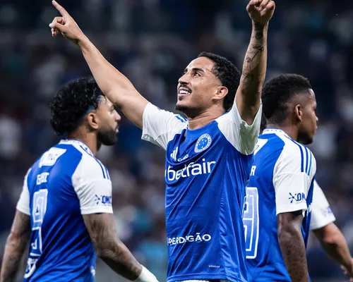 Vitória terá parada dura contra o Cruzeiro, que vive sequência forte - Imagem
