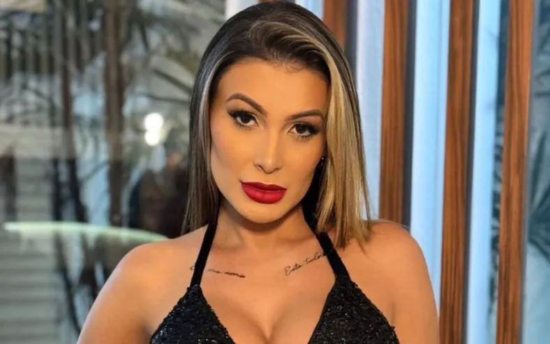 Andressa Urach é anunciada como musa de escola de samba do Rio de Janeiro - Imagem