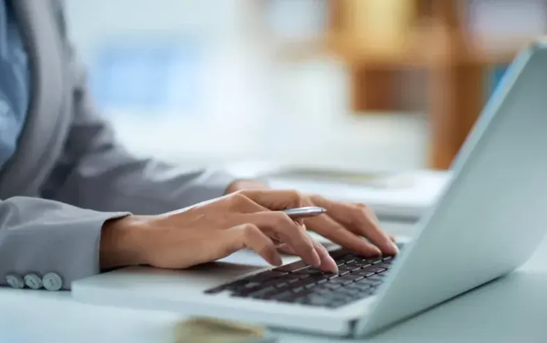 Universidade abre 850 vagas em cursos on-line gratuitos; saiba como fazer - Imagem