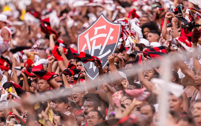 Após 8 a 0 traumático, Vitória pode utilizar Barradão como arma contra o Flamengo - Imagem