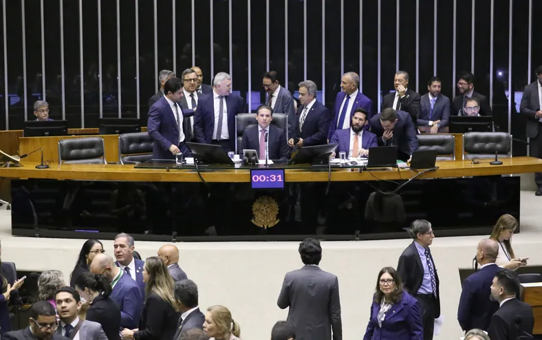 Câmara aprova PEC da Segurança e blinda verbas contra cortes - Imagem