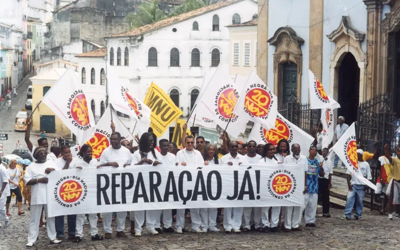 Movimento Negro Unificado luta contra o racismo há 47 anos - Imagem