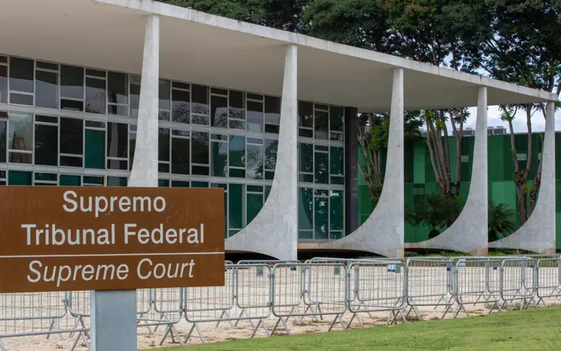 STF vê desmoralização e avalia resposta após derrota sobre Zambelli - Imagem