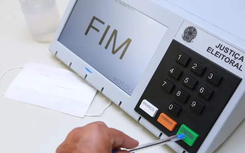 Eleições 2026: TSE faz teste público das urnas nesta segunda-feira - Imagem