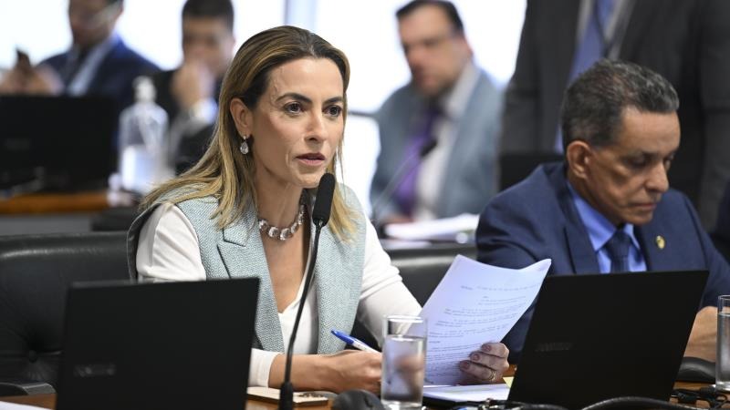 Eduardo Bolsonaro evita la revoca della carica alla Camera dei Deputati dopo sette mesi di assenza