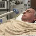 Bolsonaro está estável após internação com pneumonia aguda imagem