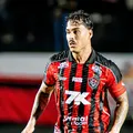 Capitão do Vitória sente lesão e é substituído de maneira forçada imagem