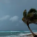 Frente fria causa ciclone e chuva intensa com possibilidade de enchentes imagem