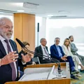Lula nomeia número 2 na Justiça e avalia substituto de Lewandowski imagem