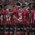 Do inferno ao alívio: a turbulenta temporada do Vitória em 2025 imagem