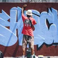 Evento de grafite reúne artistas e revitaliza rua em Salvador imagem