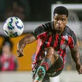 Jamerson deve reestrear pelo Vitória após sete meses de recuperação imagem