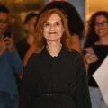 Lenda francesa, Isabelle Huppert enaltece cinema brasileiro e Glauber Rocha imagem
