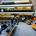 Na Alba, antes quem obstruía era a esquerda, mas agora é a direita imagem