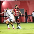 Oficial! Vitória anuncia contratação do atacante Erick em definitivo imagem