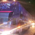 Ônibus de cantora se envolve em acidente e deixa 23 feridos imagem