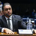 Polícia Federal mira senador ligado a Lula em investigação sobre INSS imagem