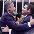 Racha? Motta reage após Lira citar 'esculhambação' na Câmara imagem