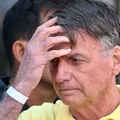 Remição por leitura: entenda como Bolsonaro pode reduzir pena lendo livros imagem