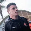 Renato Kayzer define Vitória "como uma fênix" após permanência imagem
