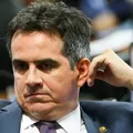 Senador cobra esquerda por não celebrar fim do regime de Maduro imagem