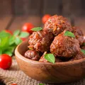 Truque de vó: o segredo para almôndegas perfeitas não está na carne imagem